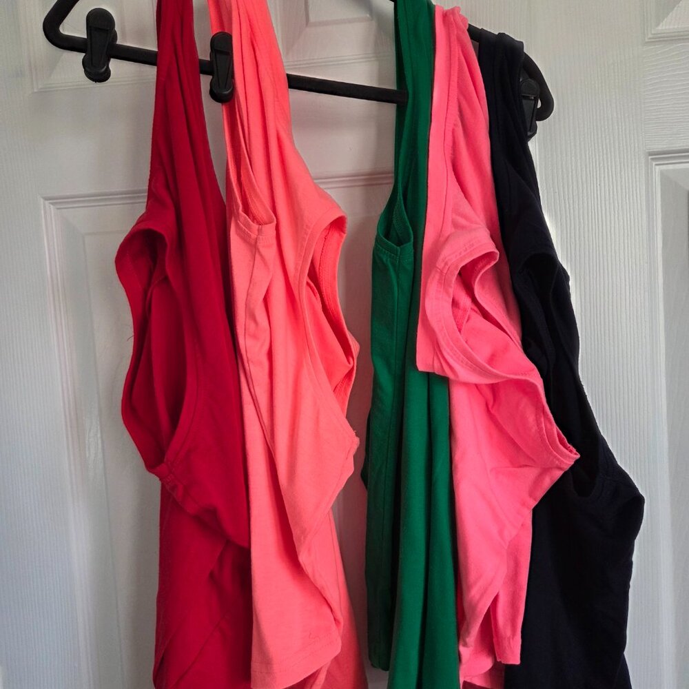 Tank Top Bundle, size Med - Picture 2 of 4
